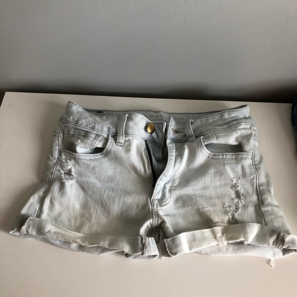 AMERICAN EAGLE DENIM SHORTS